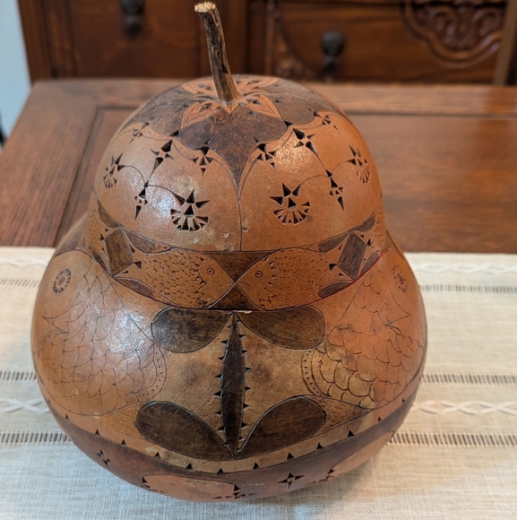 Vintage Handcrafted Gourd with Fish Design By Duane Teeter signed 1981 - Picture 4 of 10